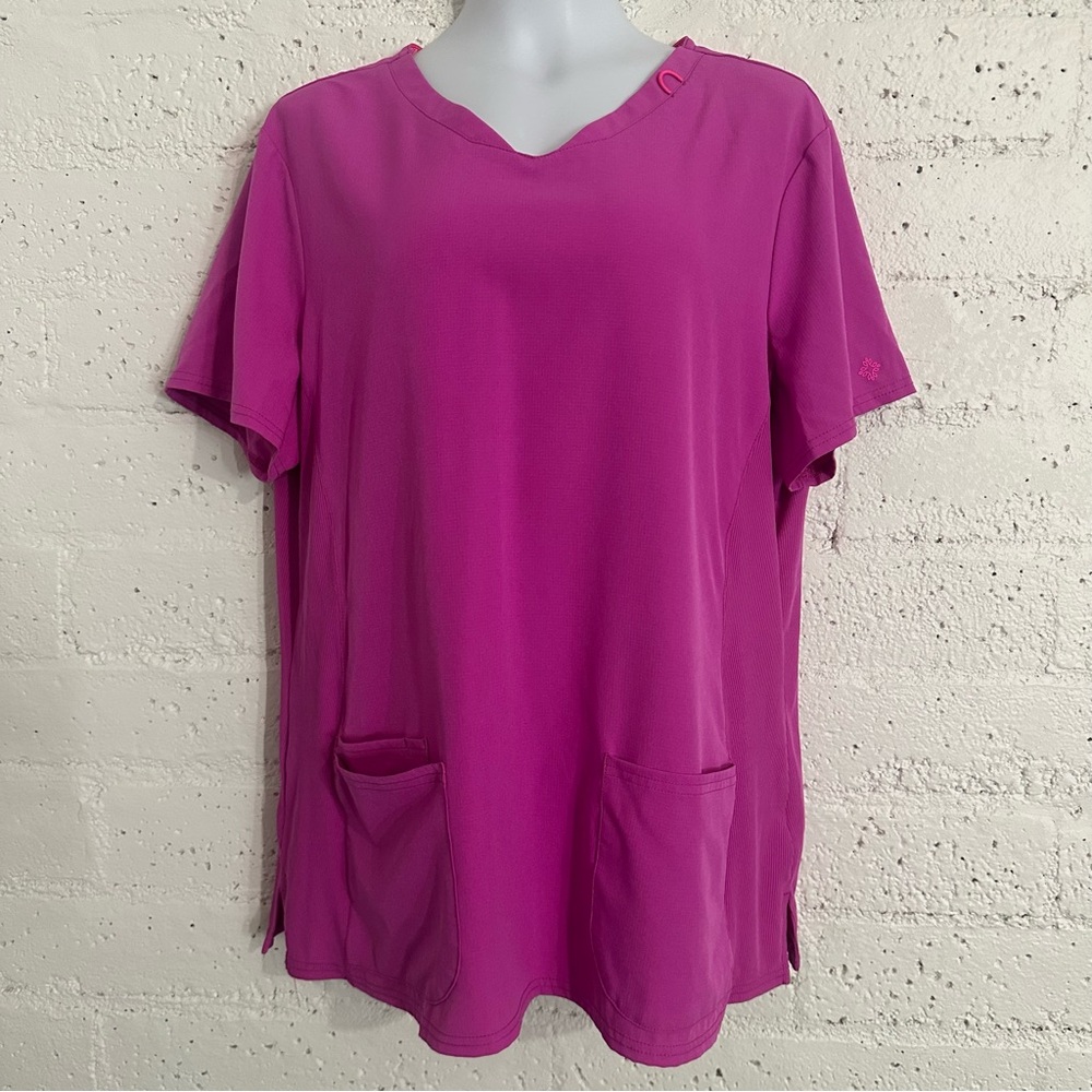 Medcouture Amp Womens Scrub Top 2XL Pink Short Sleeve 3 Pockets Stretch V Neck